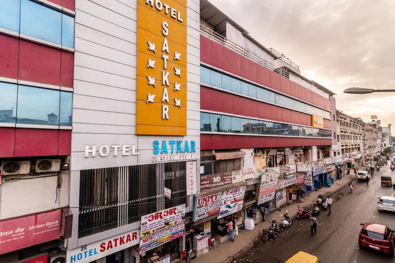 Hotel Satkar 수라트 외부 사진